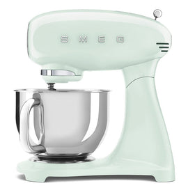 Smeg - Robot culinaire | Vert d'eau | années 1950 | Robot culinaire en couleur Bezig met laden...
