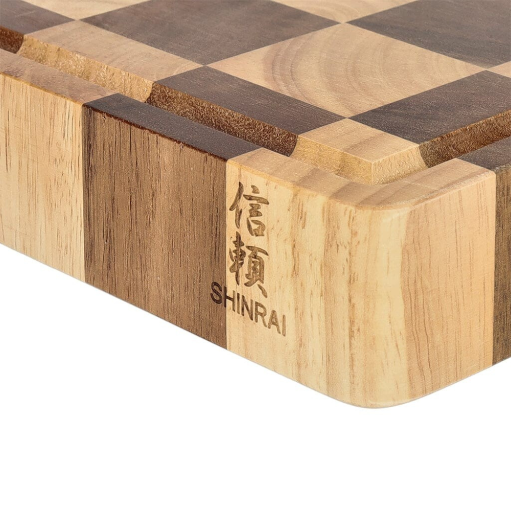 Shinrai Japan - Planche à découper d&#39;échecs en bois d&#39;acacia - 40 x 30 x 4,5 cm