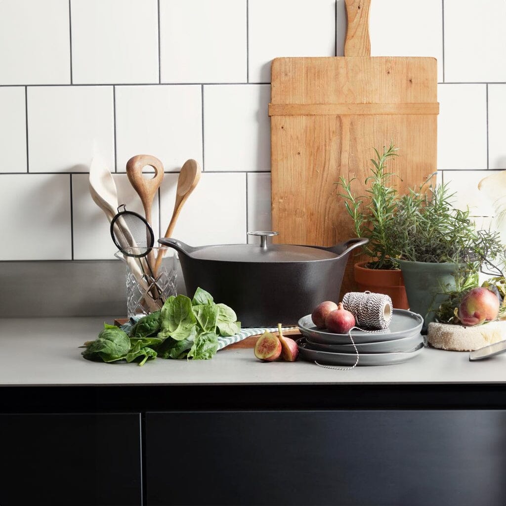 Cousinox - Cast Iron Oval Casserole Black 29cm Cuisinox 